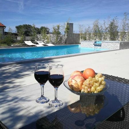 Villa Flora Maris Apartments Privlaka  Eksteriør bilde