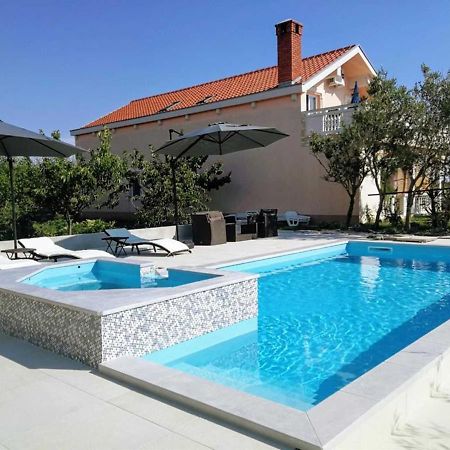 Villa Flora Maris Apartments Privlaka  Eksteriør bilde