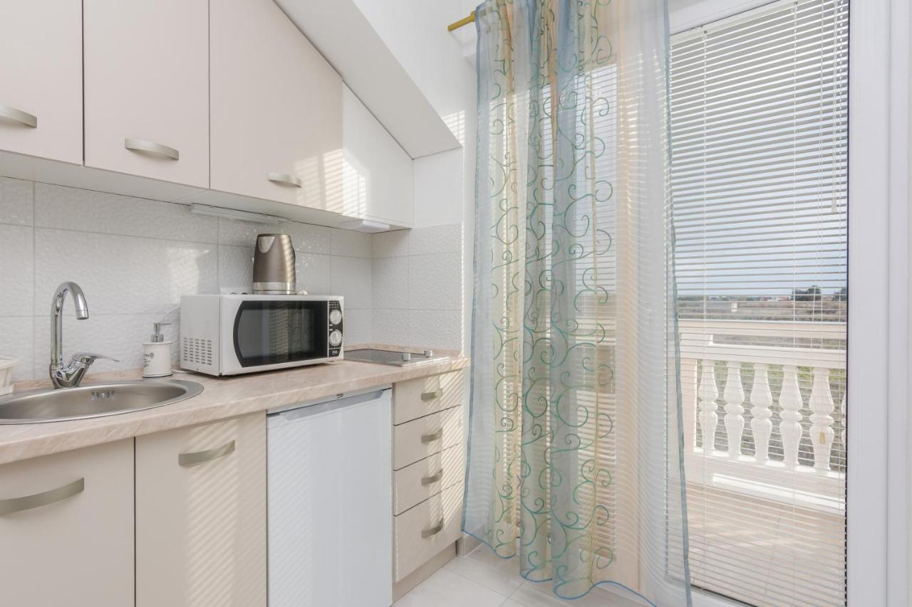 Villa Flora Maris Apartments Privlaka  Eksteriør bilde