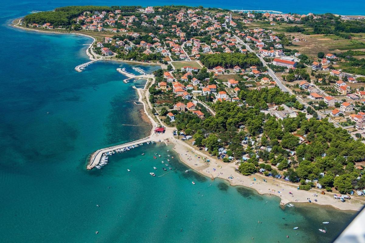 Villa Flora Maris Apartments Privlaka  Eksteriør bilde