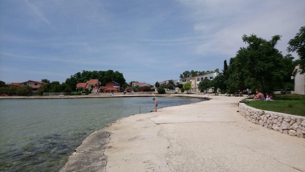 Villa Flora Maris Apartments Privlaka  Eksteriør bilde